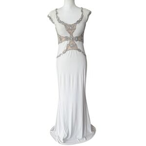 Mignon Dress Light Gray Embellished Cap Sleeve Formal Evening Gown Size 2
